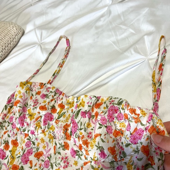 isabelle’s cabinet sky to moon - floral printed mini sundress with slit - Picture 3 of 6